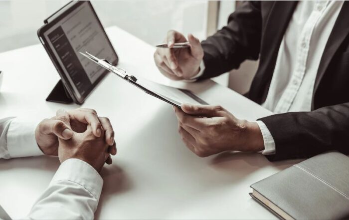 The Legal “Do’s and Don’ts” of Job References