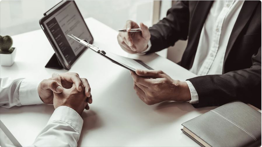 The Legal “Do’s and Don’ts” of Job References HEL Blog post